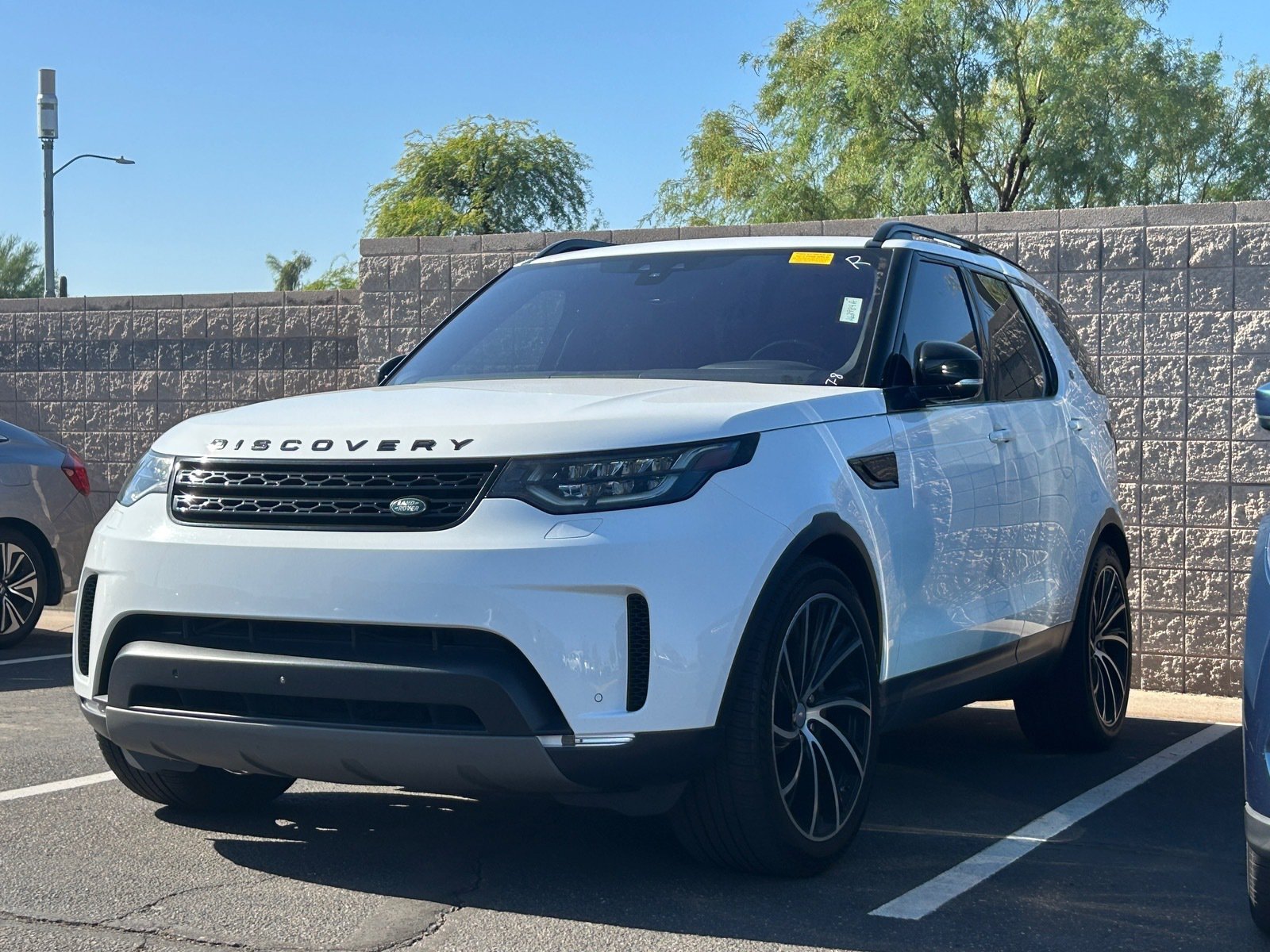 land rover discovery 2018 SALRT2RV1JA061841 image land rover discovery 2018 SALRT2RV1JA061841 image